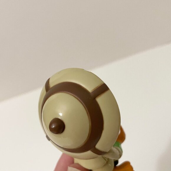 Rainforest Cafe Cha Cha Tree Frog PVC 3" Figure with Safari Outfit & Binoculars - Picture 6 of 11